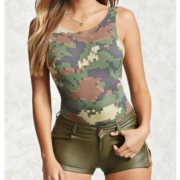 Forever 21 Tops - New, FOREVER 21
